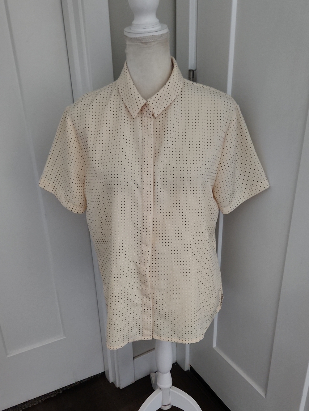 Jaclyn Smith Cream Short-Sleeve Dot Blouse Butter Yellow Size 14